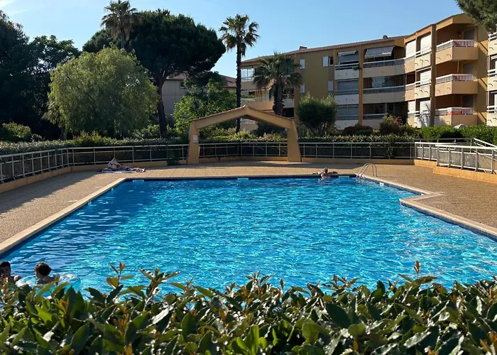 Magnifique Appt 5 Pers Dans Oasis Avec Piscine *