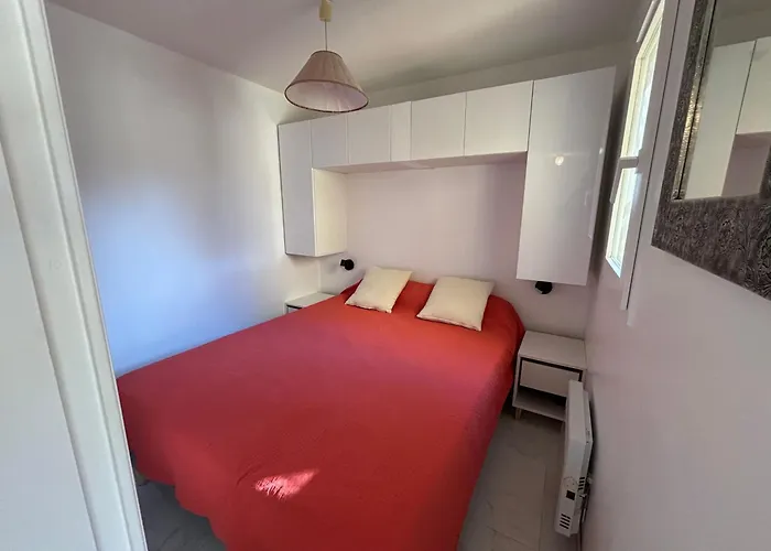 Magnifique Appt 5 Pers Dans Oasis Avec Piscine Le Lavandou