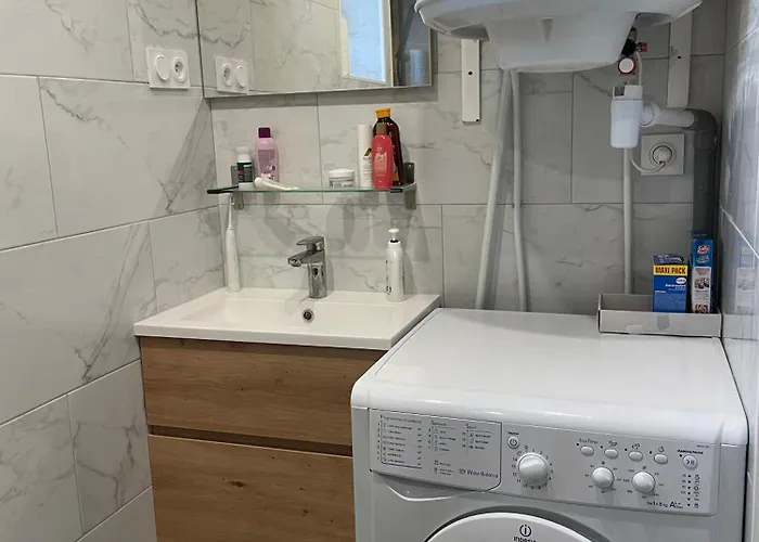 Magnifique Appt 5 Pers Dans Oasis Avec Piscine * Le Lavandou