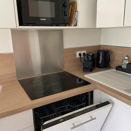 Magnifique Appt 5 Pers Dans Oasis Avec Piscine