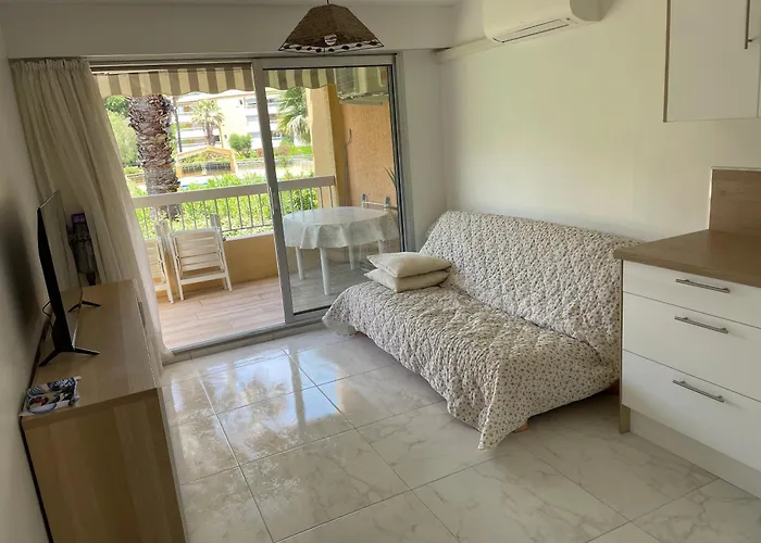 Apartment Magnifique Appt 5 Pers Dans Oasis Avec Piscine *