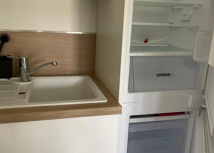 Magnifique Appt 5 Pers Dans Oasis Avec Piscine Apartment Le Lavandou