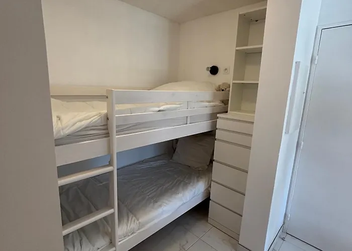 Apartment Magnifique Appt 5 Pers Dans Oasis Avec Piscine Le Lavandou